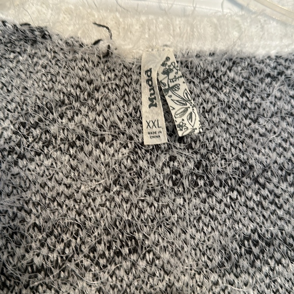 Mudd Fuzzy Zebra Cardigan with Pockets - Picture 4 of 8